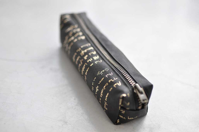 שרון ברונשר | קלמר קנבס שחור עם הדפסה בזהב | תיקי מעצבים | בוטיק אקססוריז אונליין לנשים - 5