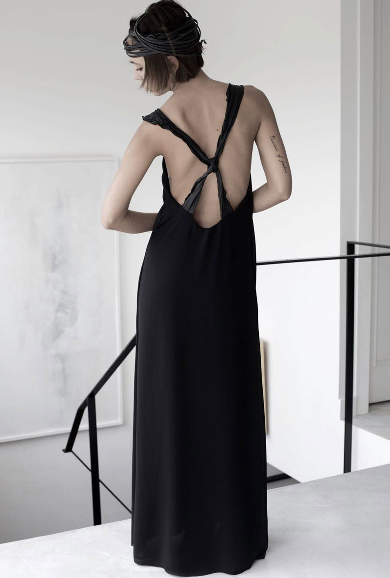 שרון ברונשר | שמלת מקסי שחורה רצועות עור עם קשר על גב | קולקציית קיץ 2016 שמלות ובגדי ערב קז'ואל לנשים - 2
